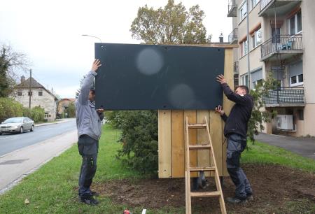 NOVE OGLASNE TABLE 03 FOTO LJUBO VUKELIČ